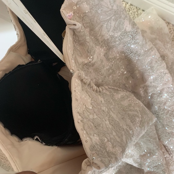 David’s Bridal Wedding Dress size 14 - Picture 9 of 9